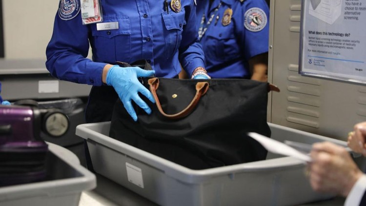 TSA Employees Resort to Loose Change from X-Ray Conveyor Amid Gov Shutdown